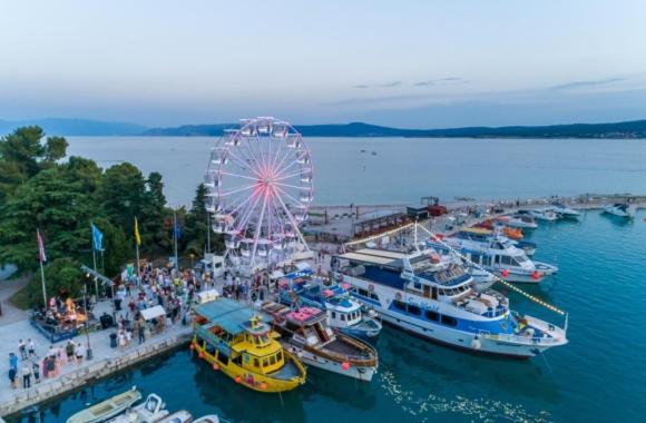 App Borna Crikvenica Exterior foto